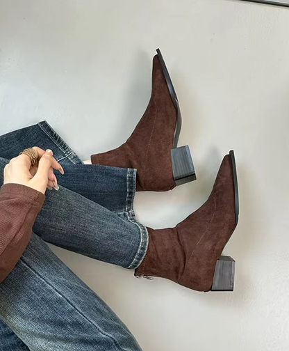 JANET BOOTS