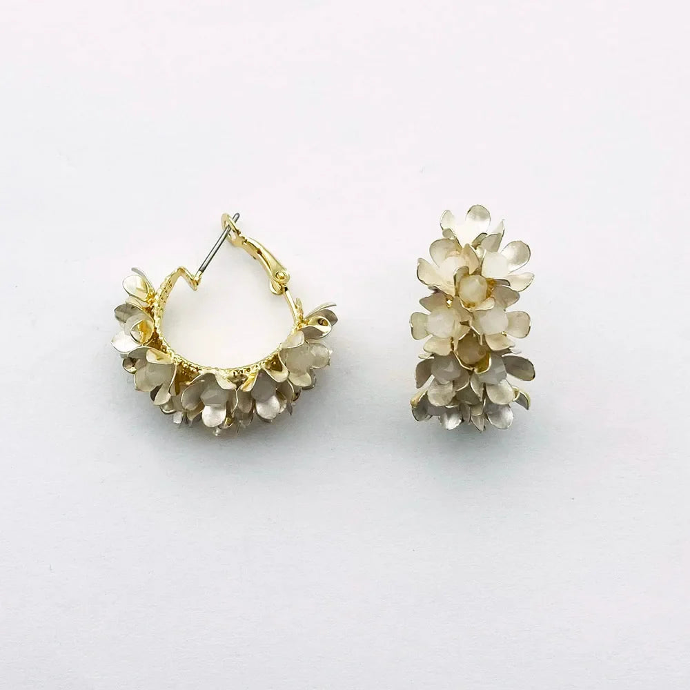 CILLY EARRING