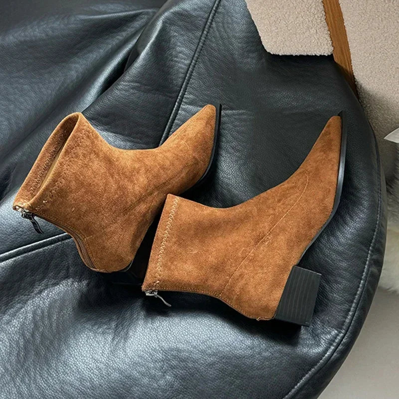 JANET BOOTS