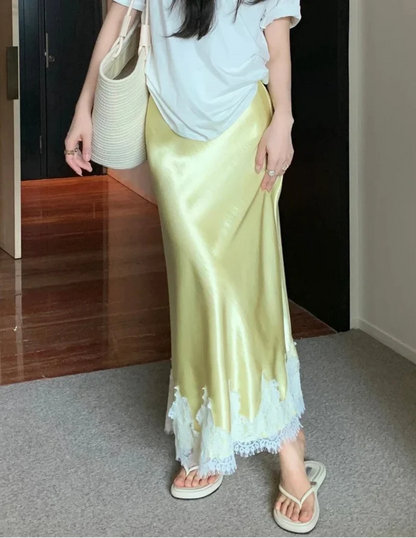 PELINA SATIN SKIRT