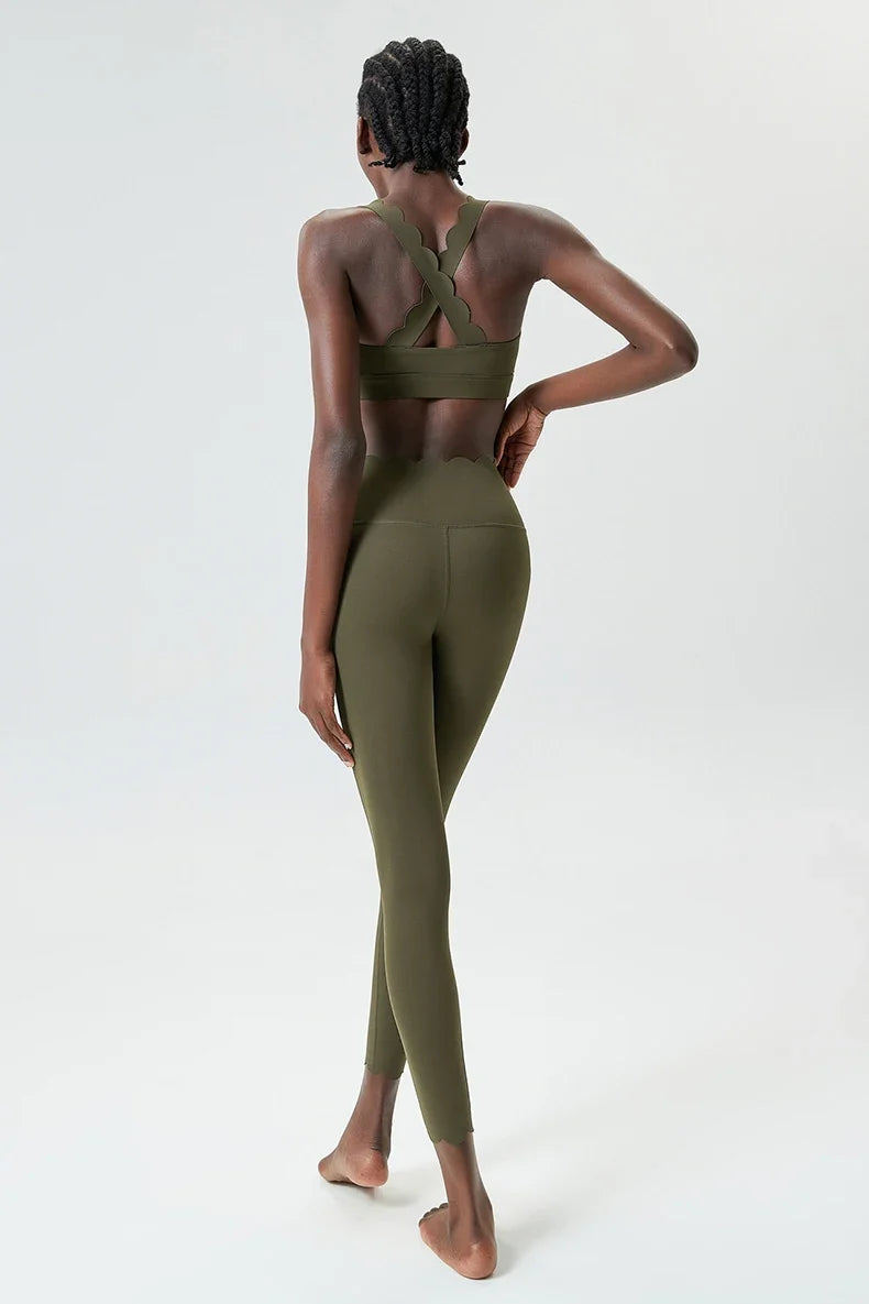 MONNA TWO PIECES GYM SUIT