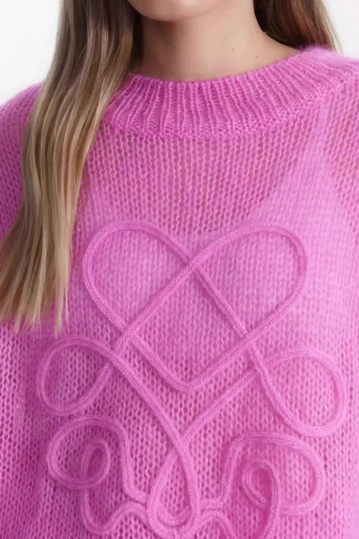 MIRA SWEATER