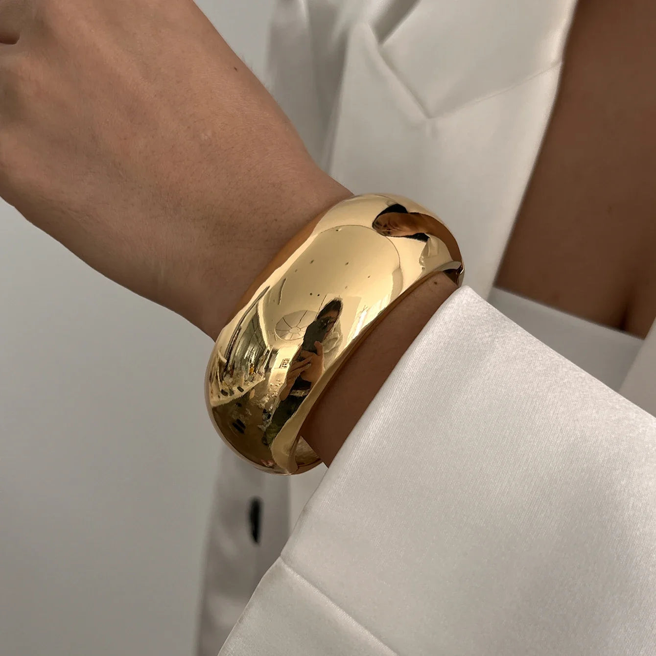 REIRA BRACELET